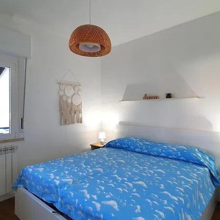 By Maggiore With Balcony Semesterbostad Germignaga