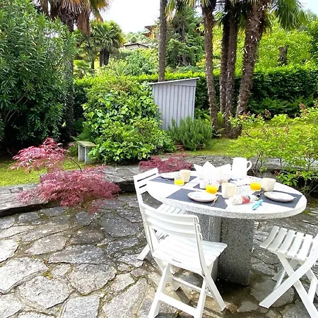 By Maggiore With Balcony Tatil Evi